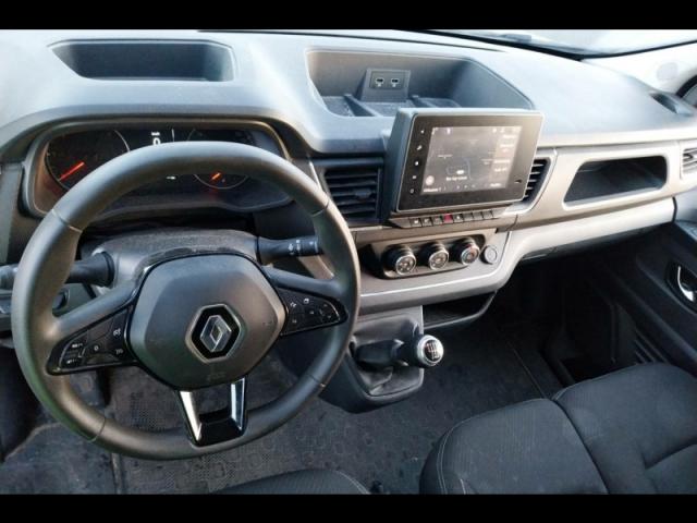 Renault Trafic image 3