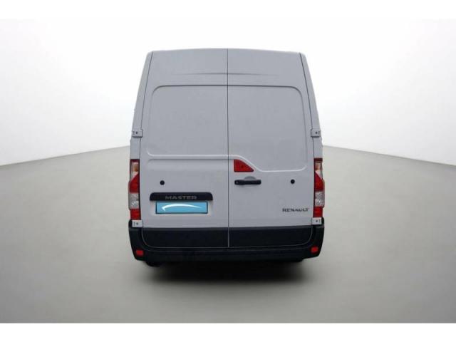 Renault Master image 2
