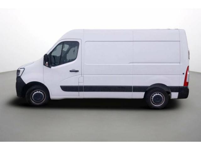 Renault Master image 2