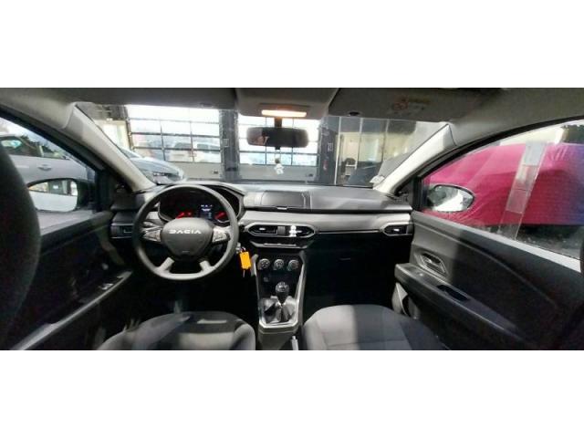 Dacia Sandero image 1