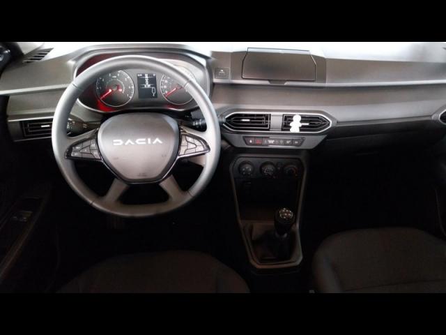 Dacia Sandero image 1