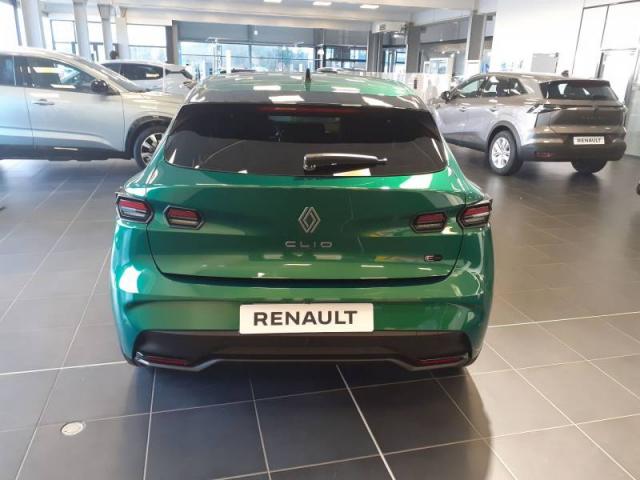 Renault Clio image 2