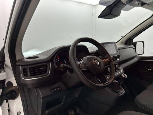 Renault Trafic image 1