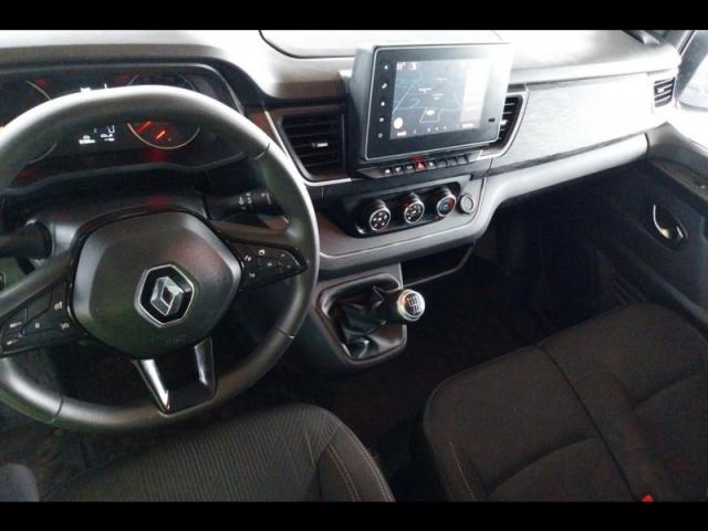 Renault Trafic image 8