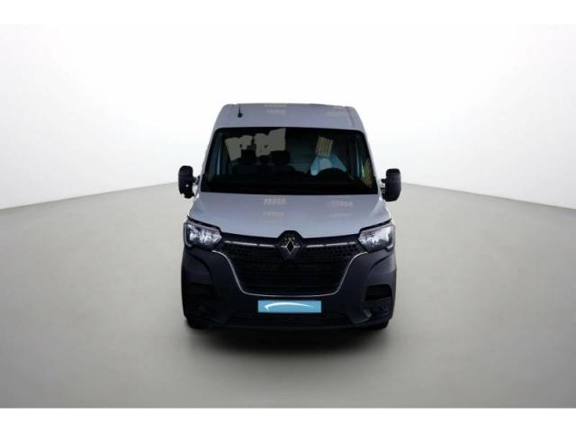 Renault Master image 2
