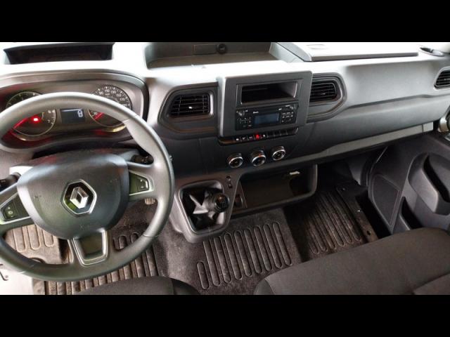 Renault Master image 7
