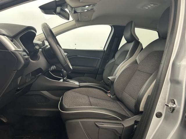 Renault Captur image 9