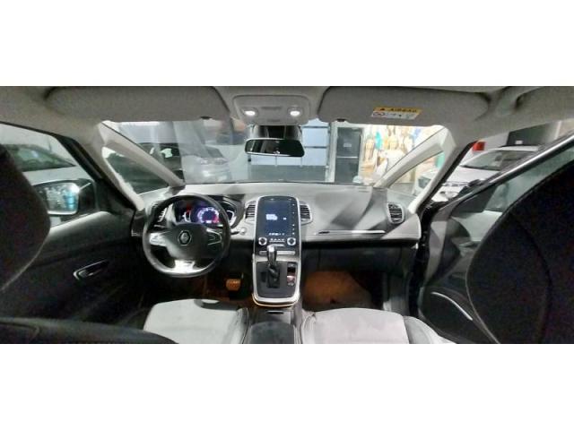 Renault Grand Scénic image 8