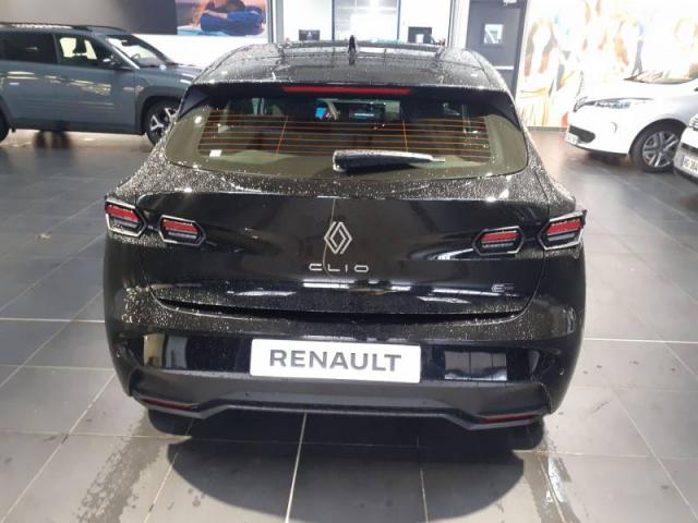 Renault Clio image 2