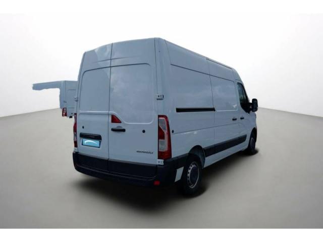 Renault Master image 2