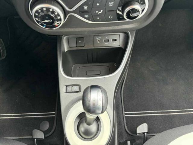 Renault Twingo image 8