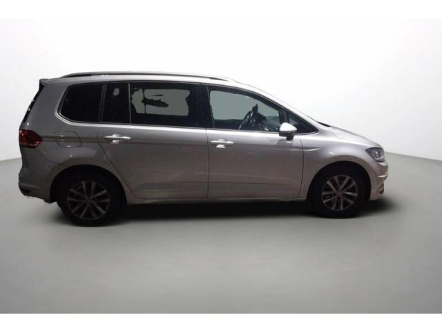 Volkswagen Touran image 8