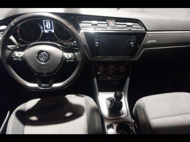 Volkswagen Touran image 2