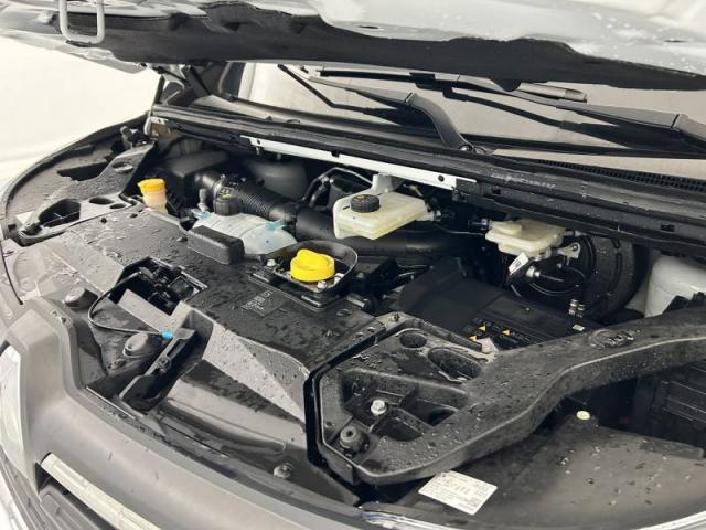 Renault Trafic image 9