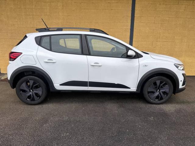 Dacia Sandero image 4