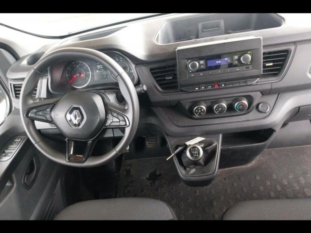 Renault Trafic image 1