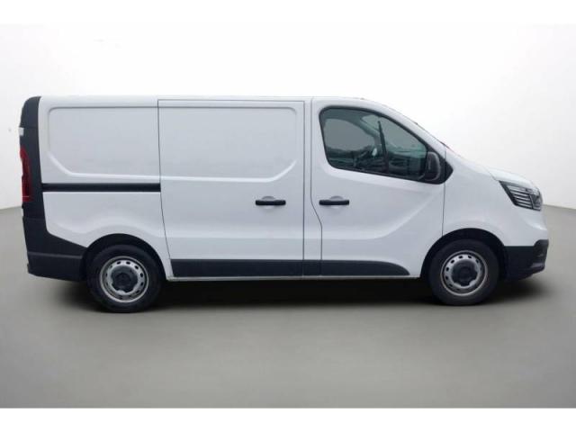Renault Trafic image 8