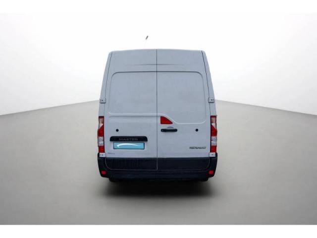 Renault Master image 2