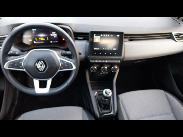 Renault Clio image 9