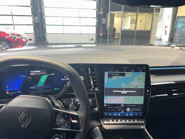 Renault Rafale image 1