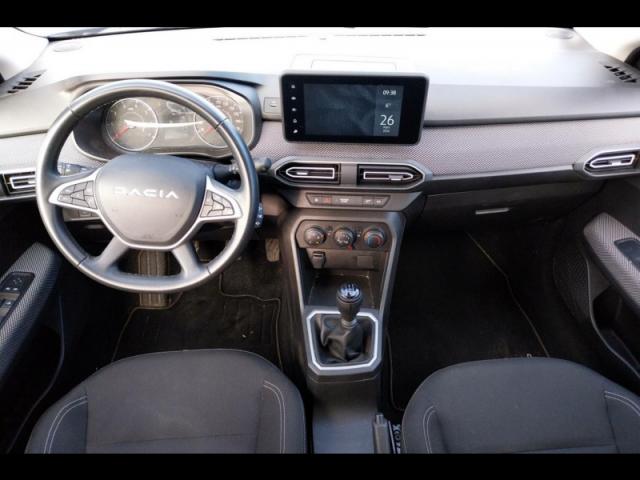 Dacia Sandero image 2