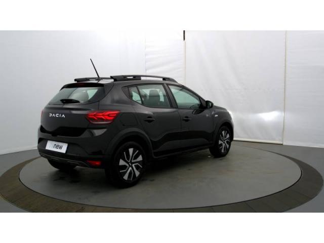 Dacia Sandero image 2