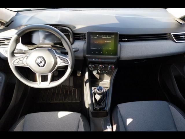 Renault Clio image 8