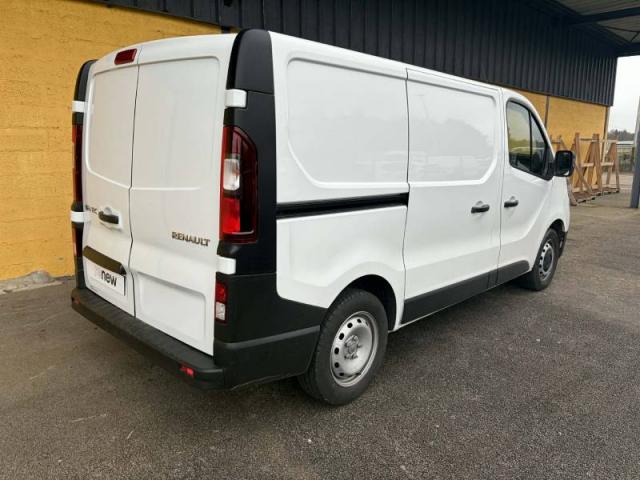 Renault Trafic image 1