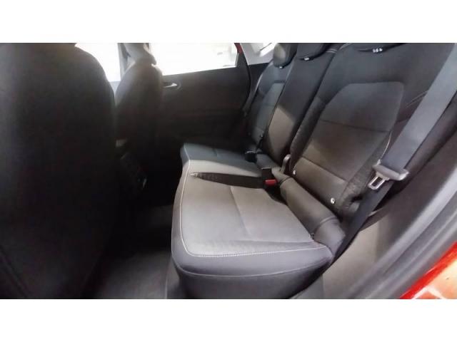 Renault Captur image 1