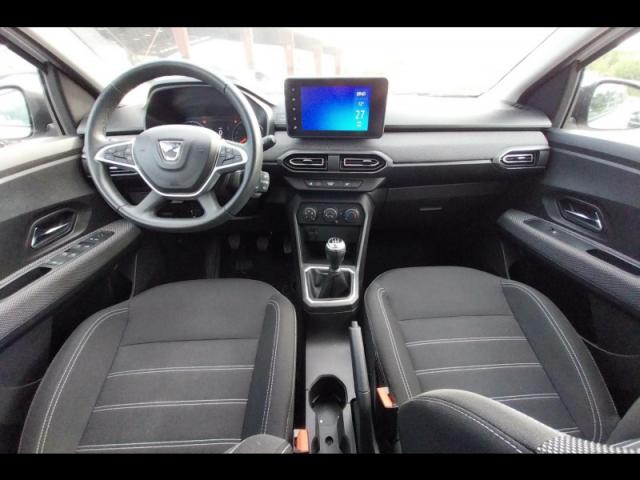 Dacia Sandero image 2