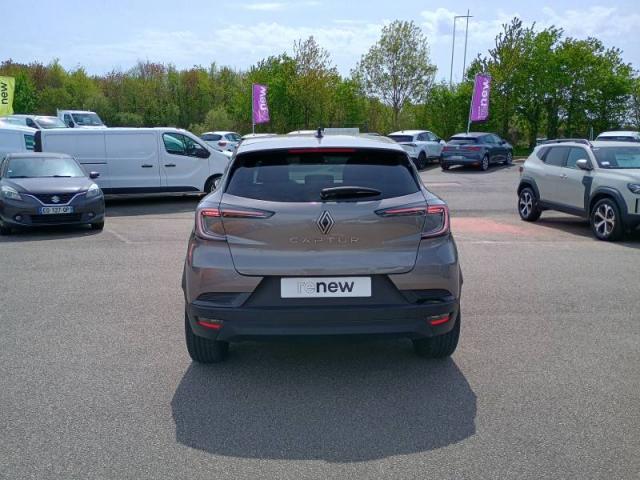 Renault Captur image 2