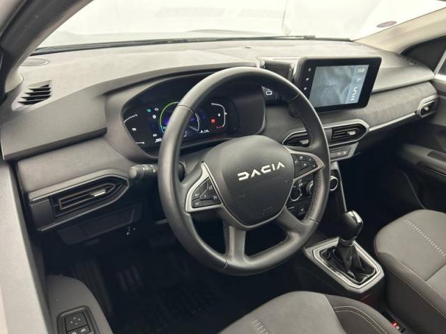 Dacia Jogger image 1