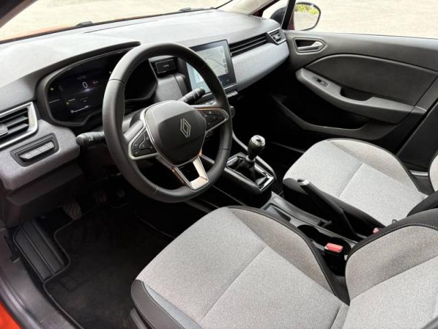 Renault Clio image 8