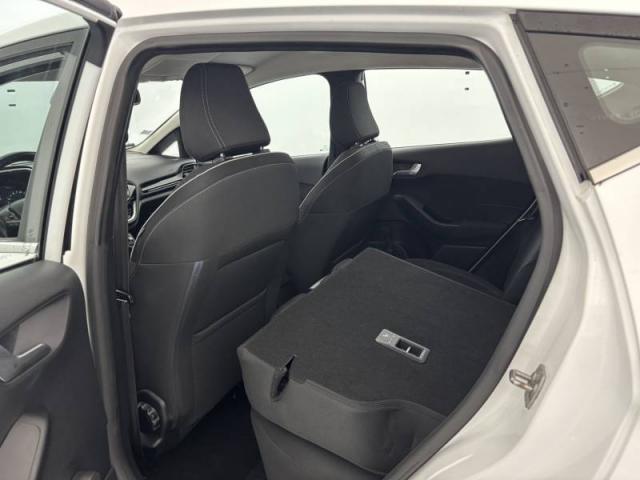 Ford Fiesta image 8