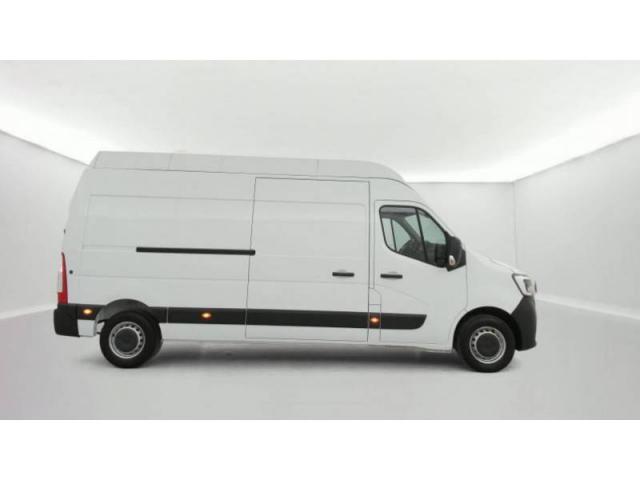 Renault Master image 1
