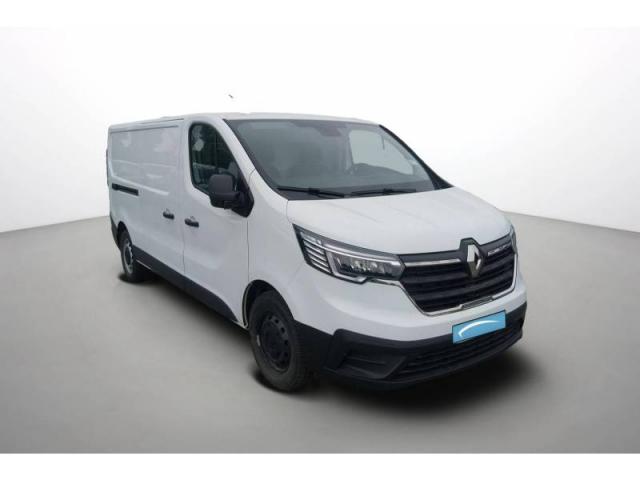 Renault Trafic image 2