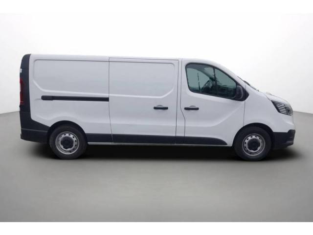 Renault Trafic image 1