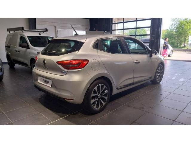 Renault Clio image 8