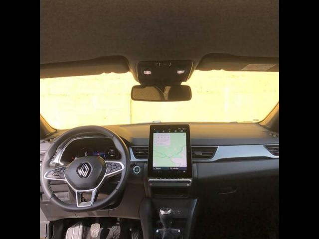 Renault Captur image 8