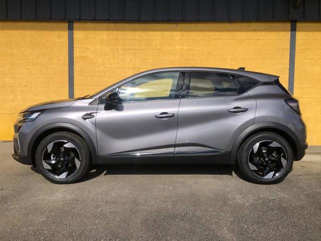 Renault Captur image 2