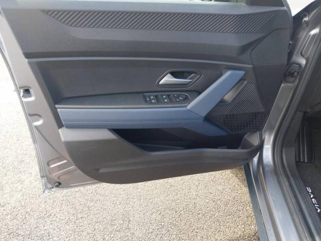 Dacia Duster image 4