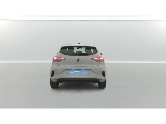 Renault Clio image 2
