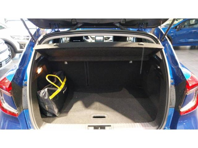Renault Captur image 8
