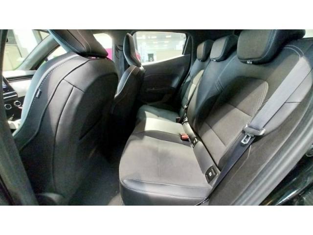 Renault Clio image 6