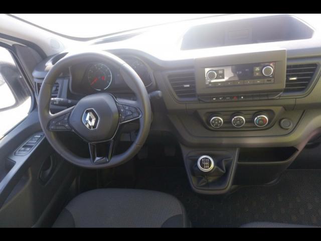 Renault Trafic image 3
