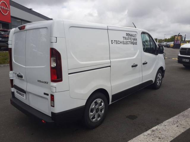 Renault Trafic image 8