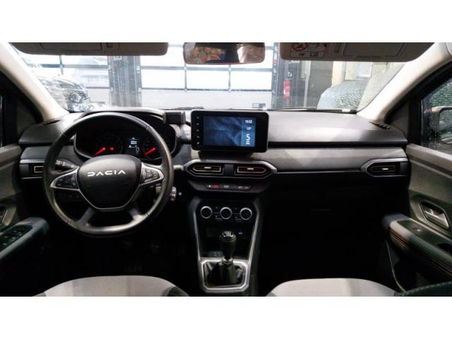 Dacia Jogger image 1