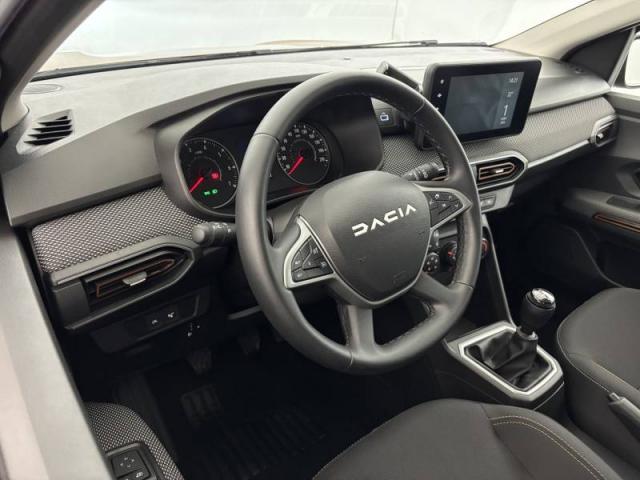 Dacia Sandero image 1