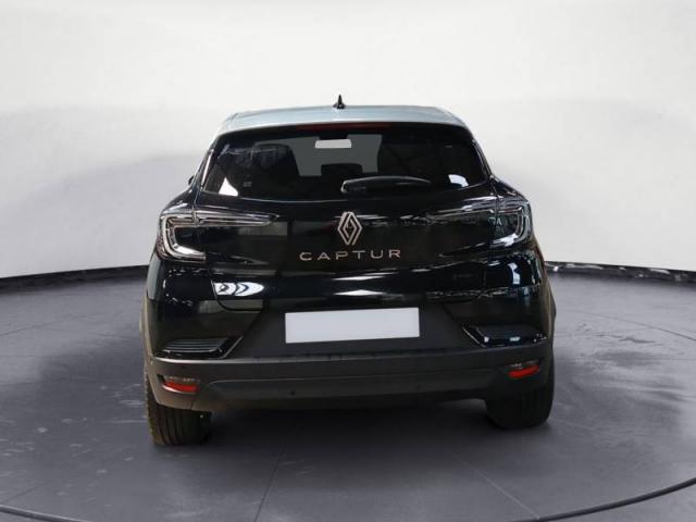 Renault Captur image 2