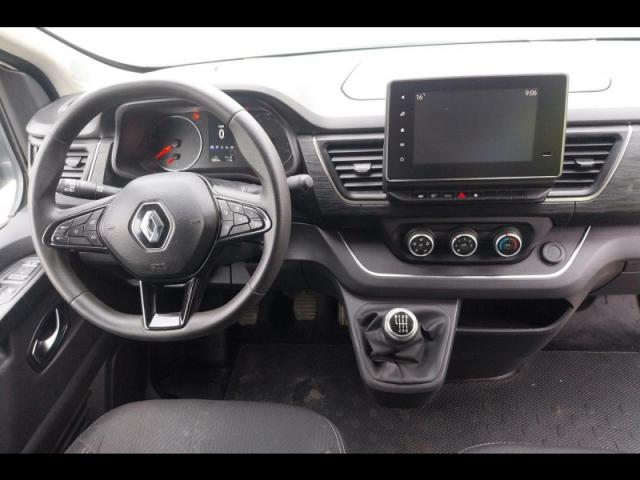 Renault Trafic image 9